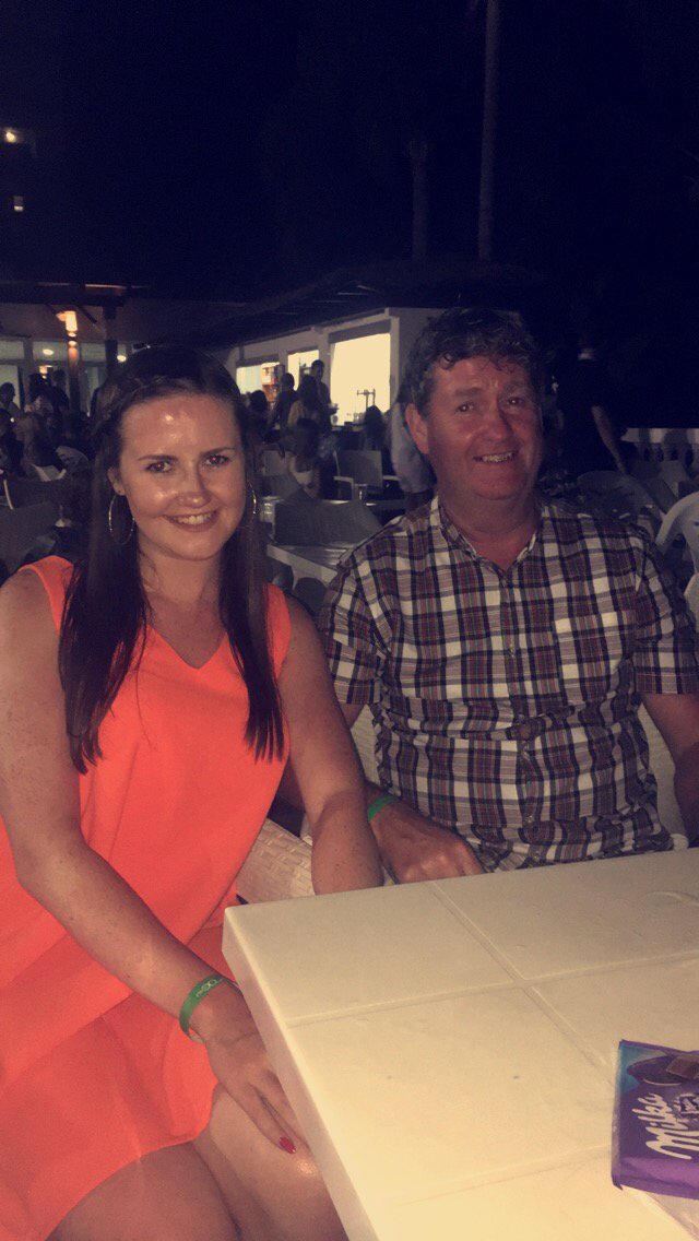 _MollyMcDermott's tweet photo. Taking to Twitter as I heard your a local Twitter celeb Happy birthday @maggott_mac not many like you around 👊🏼💛 https://t.co/OrVF6SYiSY