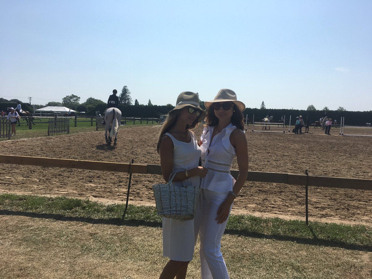 Rachelhellernyc's tweet photo. @TIME #hamptonclassic https://t.co/ohg1jNYnMa