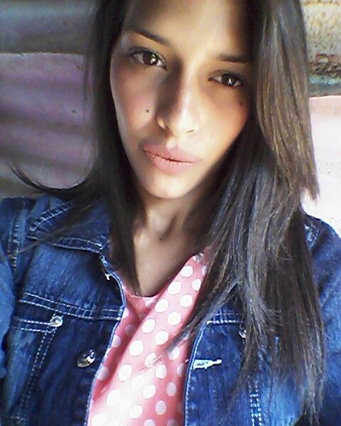 glexibethbernal's tweet photo. El amor que muere con mentiras, no resucita con disculpas. https://t.co/Nrt0RlPS36
