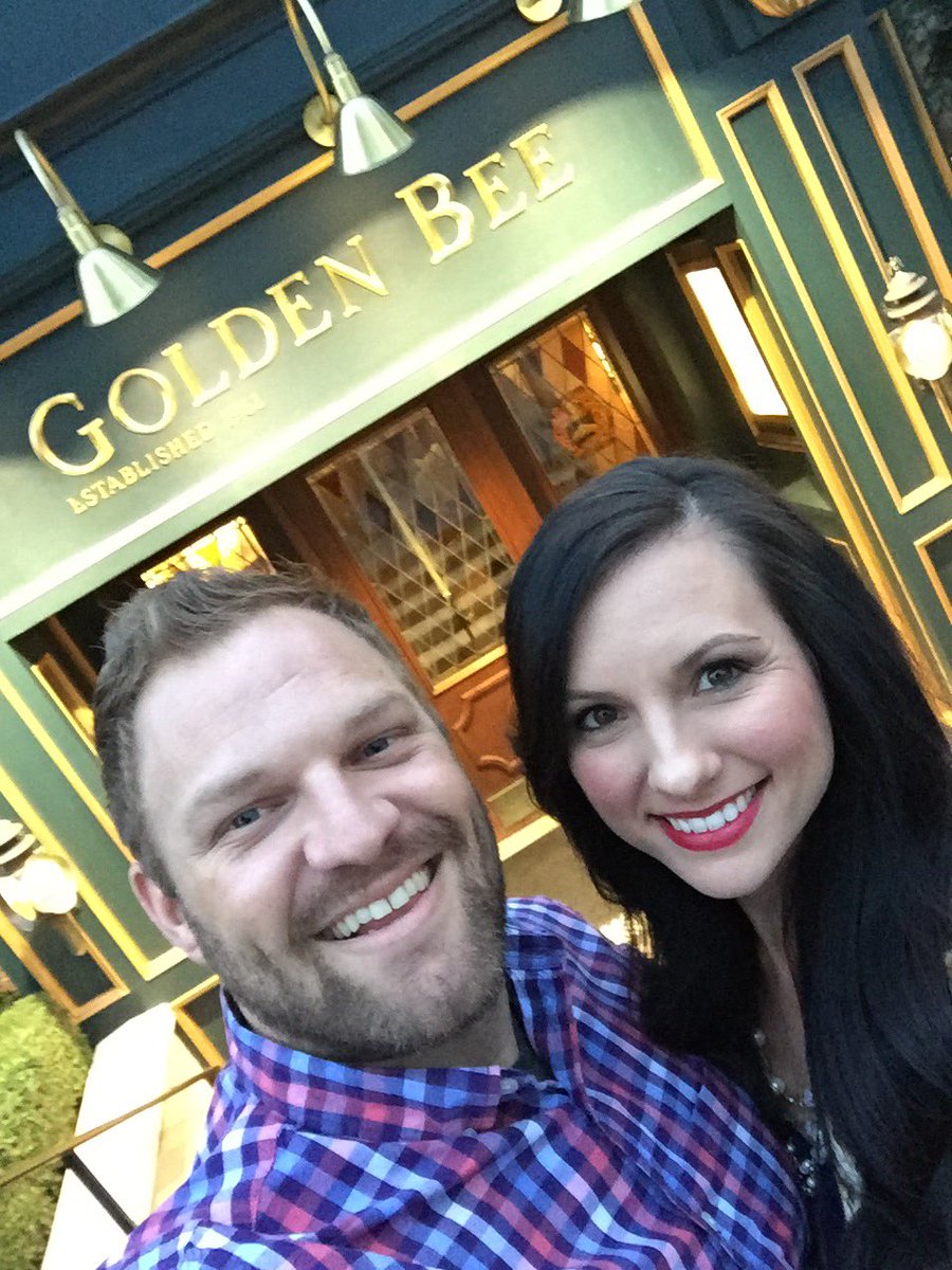 neelymachine's tweet photo. Quick Birthday trip for dinner was a success. Can't wait for our appts tonight to close out the month &amp; launch into September. #GoldenBee https://t.co/9UsT8Y9Xt1