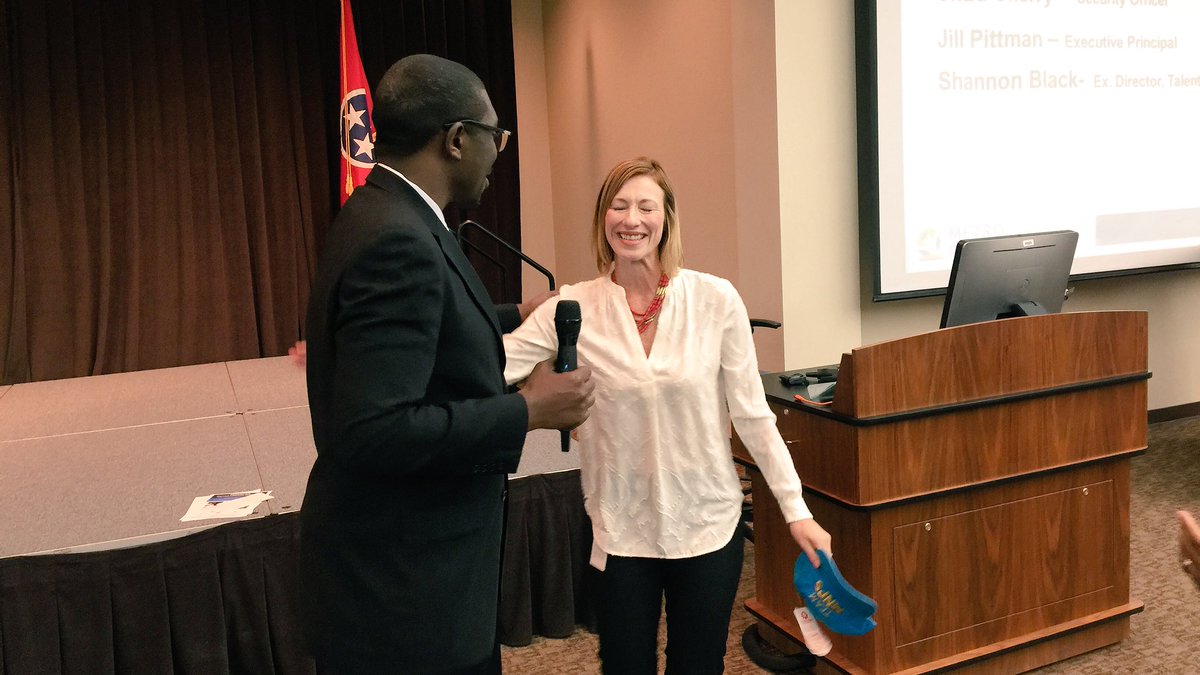 MetroSchools's tweet photo. @cshannonblack receives the @MetroSchools #OutOfTheBoxAward for her work as Executive Director, Talent Management from @MNPSDirector https://t.co/Zown21eNB1