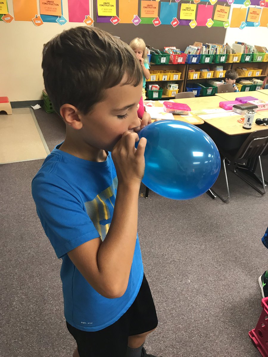 SClausenGrade2's tweet photo. #air #discoveries #foss #johnstonlearns https://t.co/JlbGsquvRm
