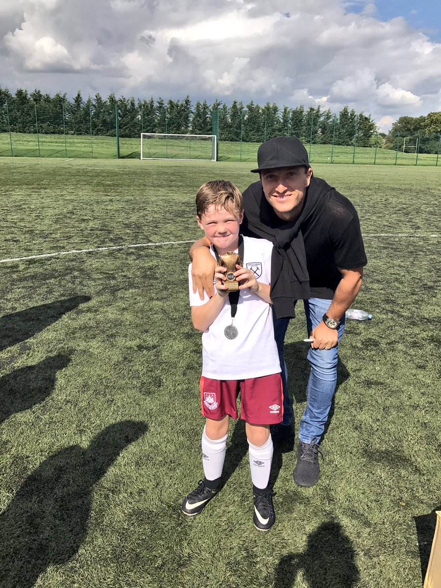 _MNFootball's tweet photo. We look forward to seeing you in October Half Term for our next Camp ⚽️ #MNF
https://t.co/c4RPxL8uJH https://t.co/2u9ki82nki