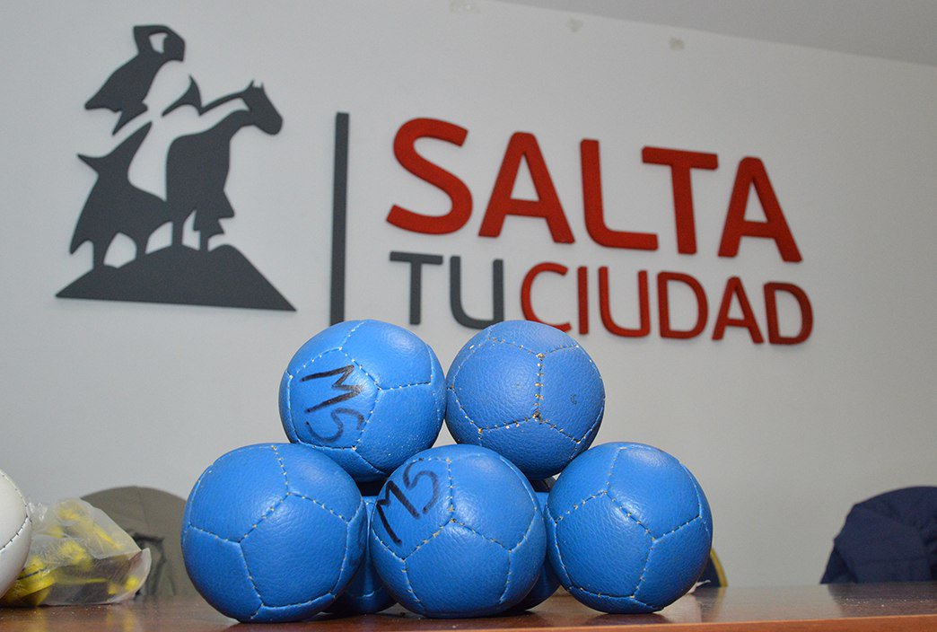 PrensaSalta's tweet photo. #AHORA En el #CCMSALTA, se juega una nueva fecha del campeonato de #bochas adaptadas de la Liga Paralímpica  @Paralimpicosalt @JESUSOLIVERA1 https://t.co/DeHINjkTmc