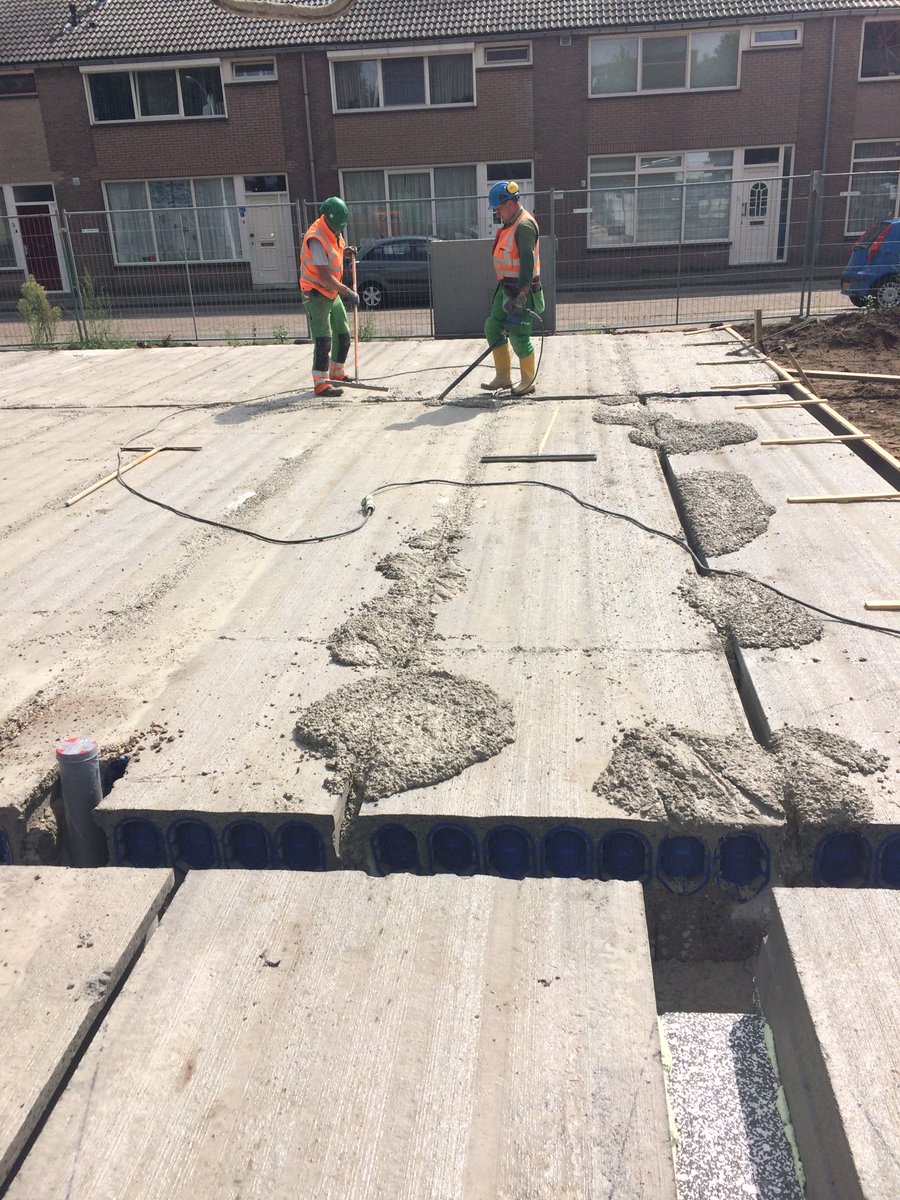 Ferd_Rooymans's tweet photo. 48 app de Willem De Zwijger vandaag begane grond gestort #Bamwonen #Best https://t.co/1JkEeecNxa