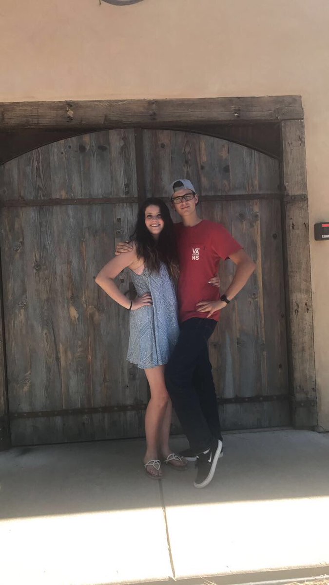 shannon_wyman's tweet photo. HAPPY BIRTHDAY TO MY RYAN!! I LOVE YOU! 😊❤️💕 https://t.co/2RvZYQhRrf