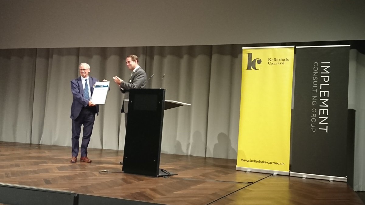 kellerhals_ch's tweet photo. Dr. Gerhard Schwarz gewinnt den diesjährigen Preis der Freiheit der #BonnyStiftung. #Impulsapero https://t.co/dNENzJOi2D