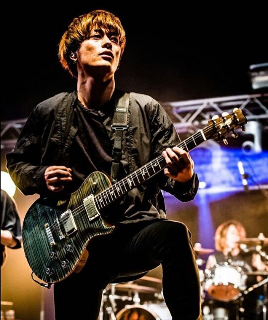 KAITO05165550's tweet photo. 宿題終わんねーな https://t.co/ooqgjQhstC