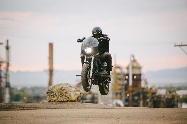 LowbrowCustoms's tweet photo. Ground control to Major Tom @whiskeysocks 📷: @kaycee_landsaw #keepinitsketchy #dofunstuff #ride #simpson #flying #thelife #whoa https://t.co/UbN7UypktR