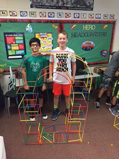 DASD_amathieu's tweet photo. 5th grade enjoying their #iDesign time! 

#DASDPride #InnovationTime https://t.co/G7qtljdcdn
