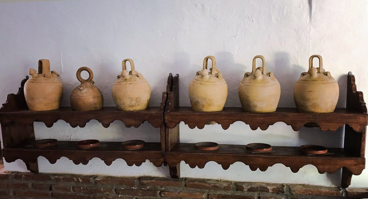 ErmitasCordoba's tweet photo. En las Ermitas de Córdoba velamos por las sabias tradiciones populares.
#yobeboenbotijo #Cordoba #CordobaEsp https://t.co/Ep8TGMXXxf
