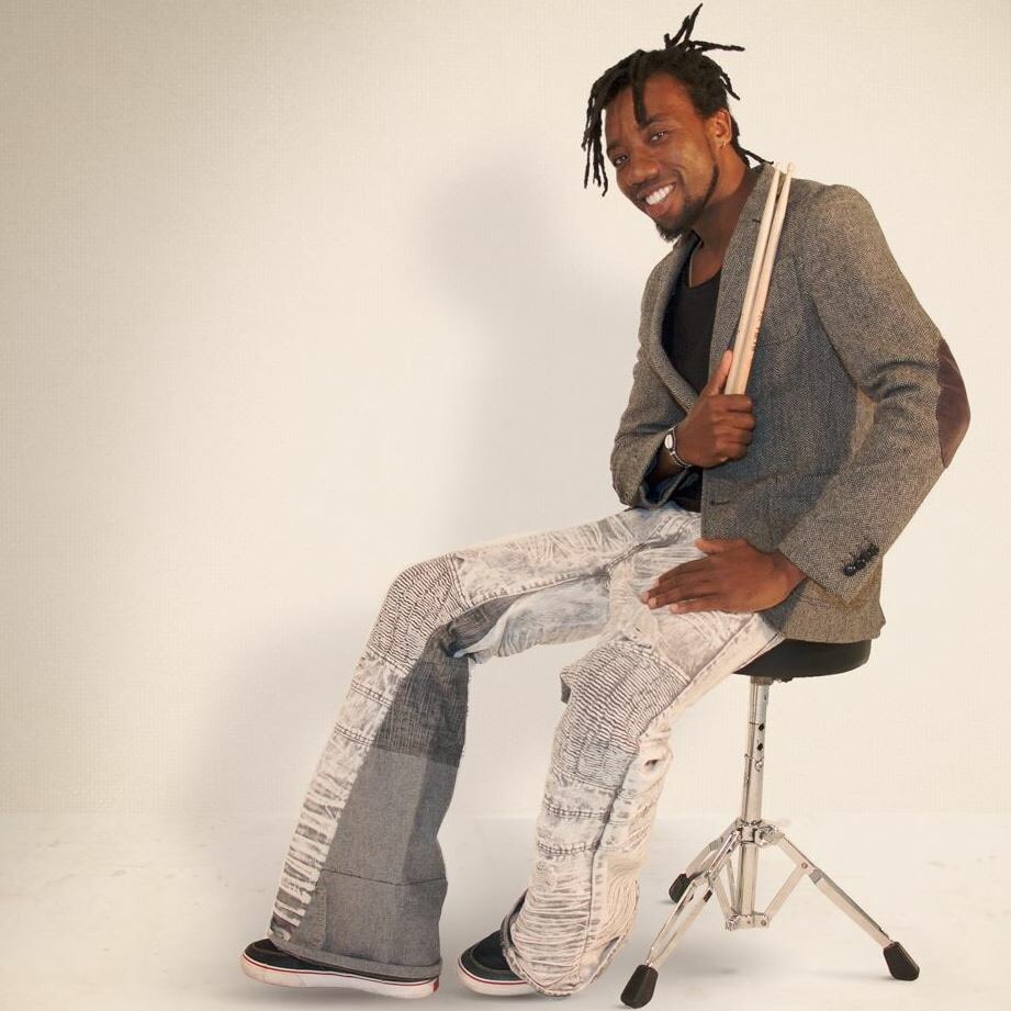 Tonight <a href="/martyrs/">Marty</a> with <a href="/PaaKowMusic/">Paa Kow</a>! @GhanaWebGhana #music #Chicago #worldbeat