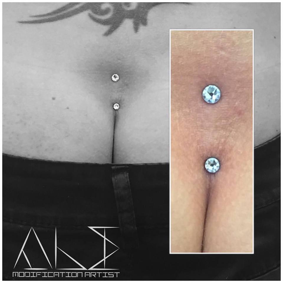 bhillstattoo's tweet photo. • VALLEY •
Resident Piercer Artist @AleBhills
Info & Booking
info.bhills@gmail.com
#BHillsTattooCompany
#AleModificationArtist
#Valley https://t.co/XXP8Ic5oPO