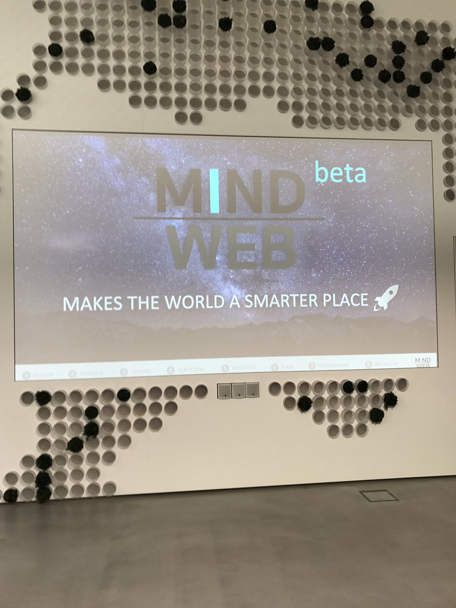 InVisionDE's tweet photo. So langsam füllt es sich... #Startup #BBQ #15 im #Medienhafen. #startupbbqdus @InVisionDE mit @STARTPLATZ #Duesseldorf Heute mit #MindWeb! https://t.co/UjRpmkIoYJ
