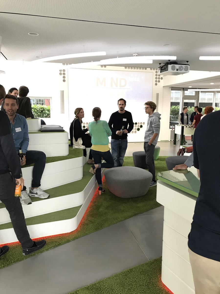 InVisionDE's tweet photo. So langsam füllt es sich... #Startup #BBQ #15 im #Medienhafen. #startupbbqdus @InVisionDE mit @STARTPLATZ #Duesseldorf Heute mit #MindWeb! https://t.co/UjRpmkIoYJ