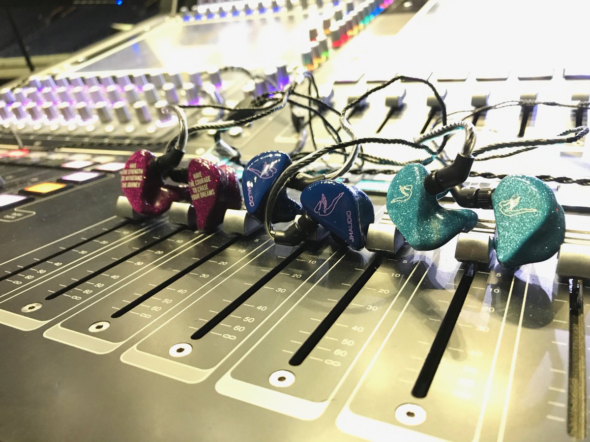 JHAudio's tweet photo. #ontheroad, @EarthWindFire and their Roxanne IEMs!

#JHAudio #JerryHarveyAudio #CustomInEars #IEM #InEarMonitors #Roxanne #EarthWindandFire https://t.co/ucL8i2CWly