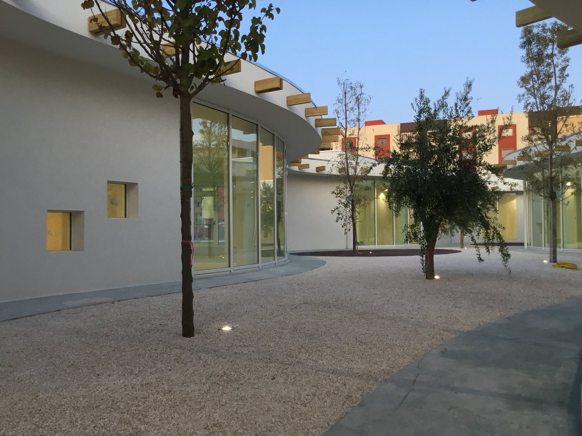 PPANthebrief's tweet photo. #scuoleinnovative A #Bisceglie arrivata al traguardo la #scuola di #QualitàItalia firmata da @Luca_Peralta con #3TI https://t.co/Z3r3Smbvg6 https://t.co/kqSxFyvacA