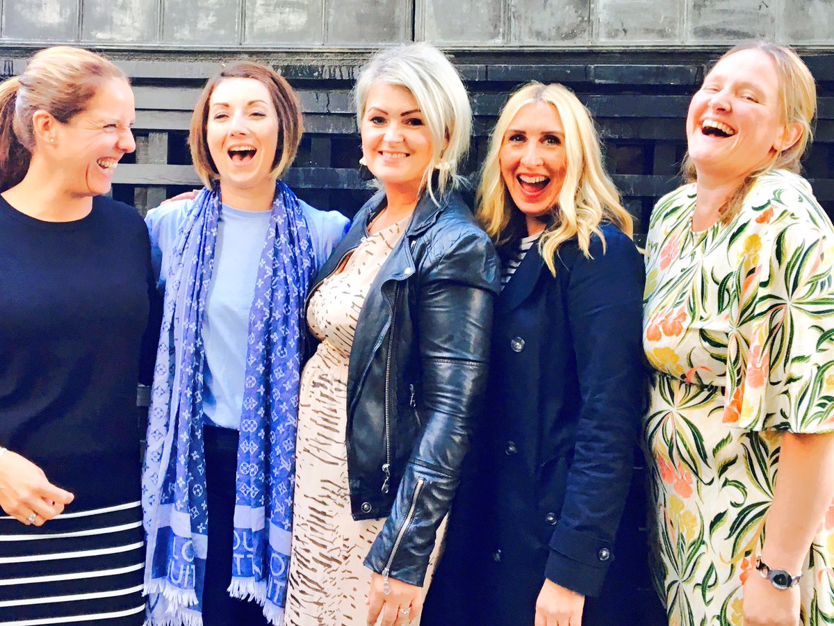 katehardcastle's tweet photo. Massive thanks to the innovators at @DakotaDeluxe for an original idea for tween parties! #MocktailMasterclass - we LOVED it! π #LuxeLeeds https://t.co/mKaHUBMKwO