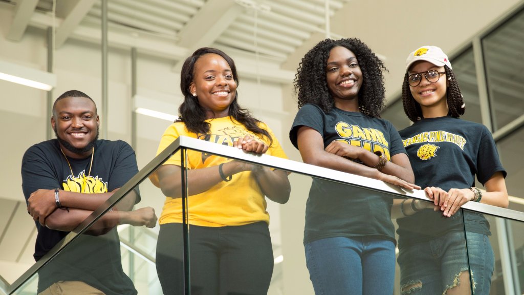 uapbinfo's tweet photo. UAPB named Tom Joyner School of the Month for September https://t.co/DOkGStTXr2 https://t.co/W1R3aEoqey