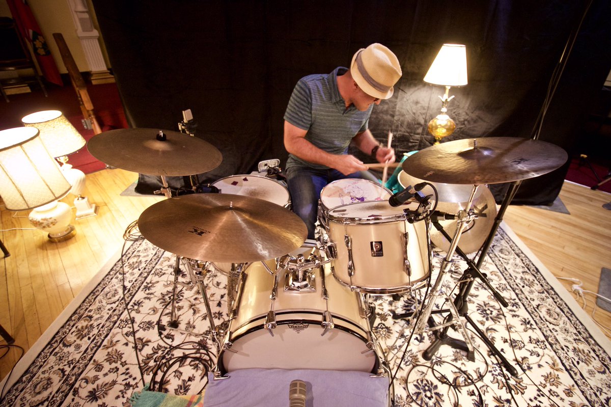 Love off da floor session with #NEOCollective. So much fun!!! --- #popup #recordingstudio #mobilestudio #OurHomeStC