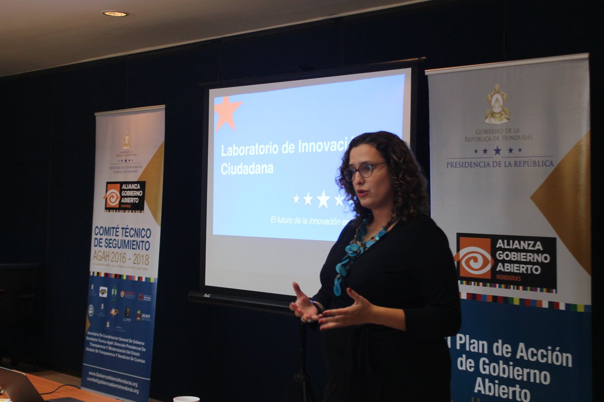 MultienlaceEC's tweet photo. Te mostramos el taller para la creación del Laboratorio de Innovación Ciudadana @opengovpart @AGA_Honduras #GobiernoAbierto #HondurasInnova https://t.co/fAJY7gaNkp