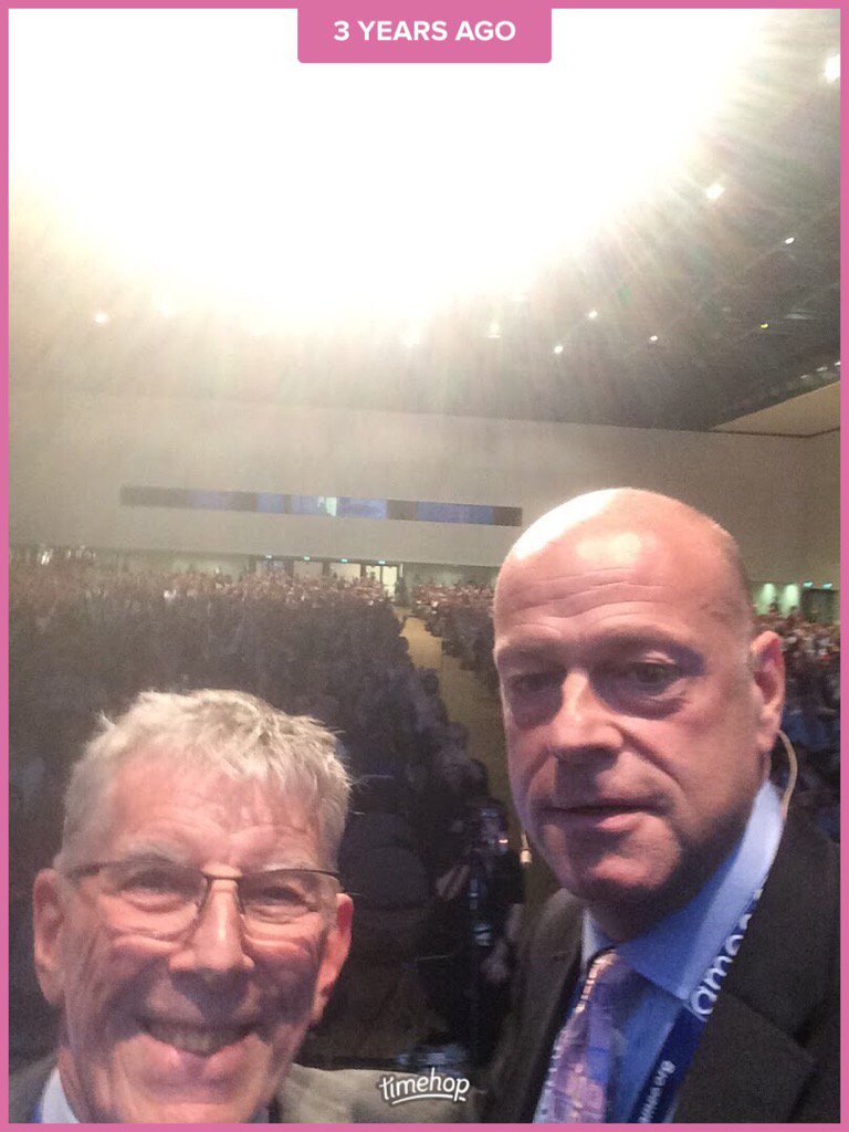 meducate's tweet photo. So #amee2017 this was a selfie from the stage with all the room waving before my Plenary at #amee2014 https://t.co/9eW8jkRrLp