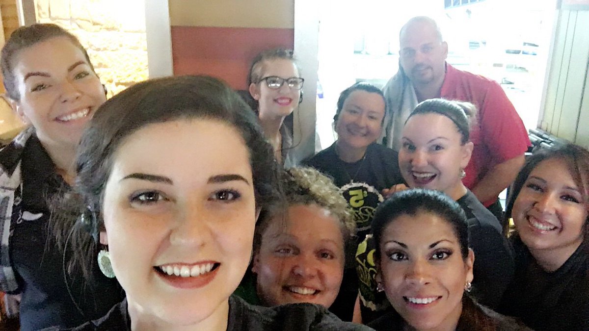 JazBag85's tweet photo. #chilislove #HurricaneHarvey  #HereForOurCommunity https://t.co/inWRH3Yx5x