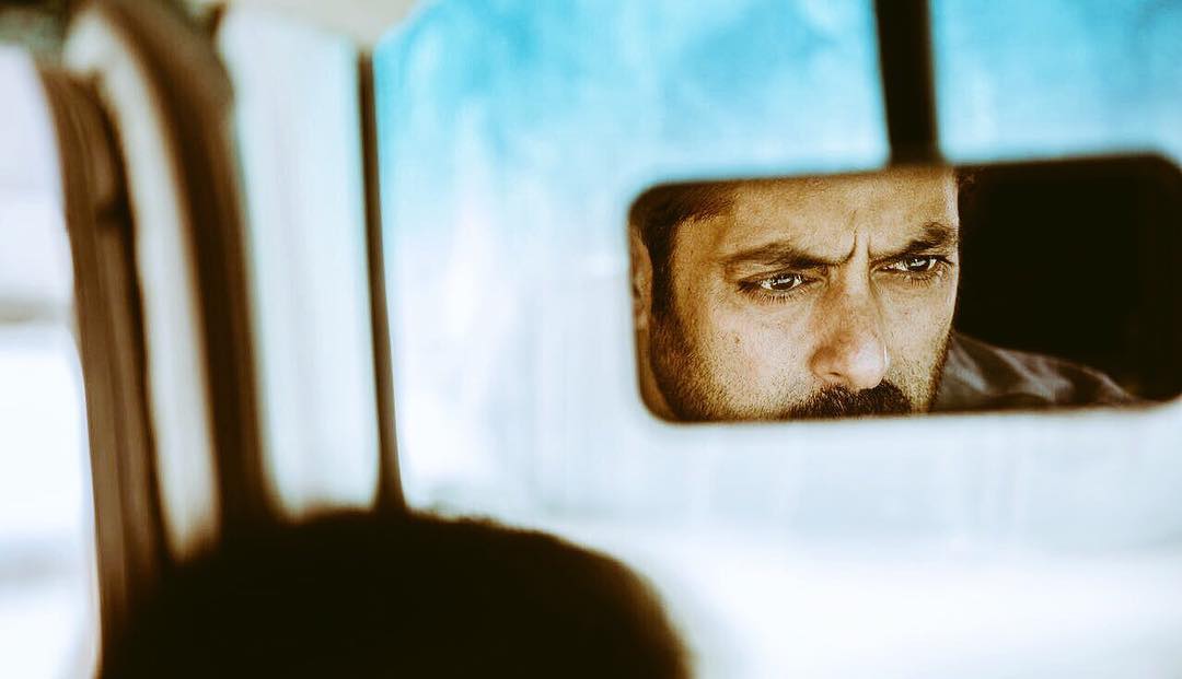 FilmyToday's tweet photo. On the Set of #TigerZindaHai! https://t.co/lQITaooGaI