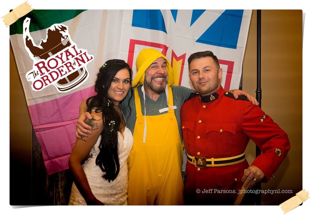 SkipperDickie's tweet photo. Last Day of August ... get out der and enjoy it!! @ScreechRum #Wedding #NLTweets https://t.co/8dW2JsuWRN