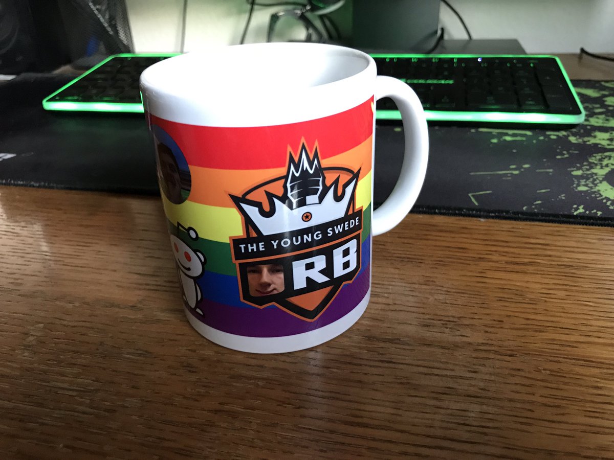 dozsa0's tweet photo. When you get that sweet custom @IncredibleOrb mug orbW https://t.co/ay5H2m2dfx