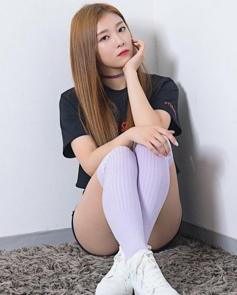 Suzylee098's tweet photo. I miss you so much! @maknaejk097 https://t.co/LnuEBV9soS