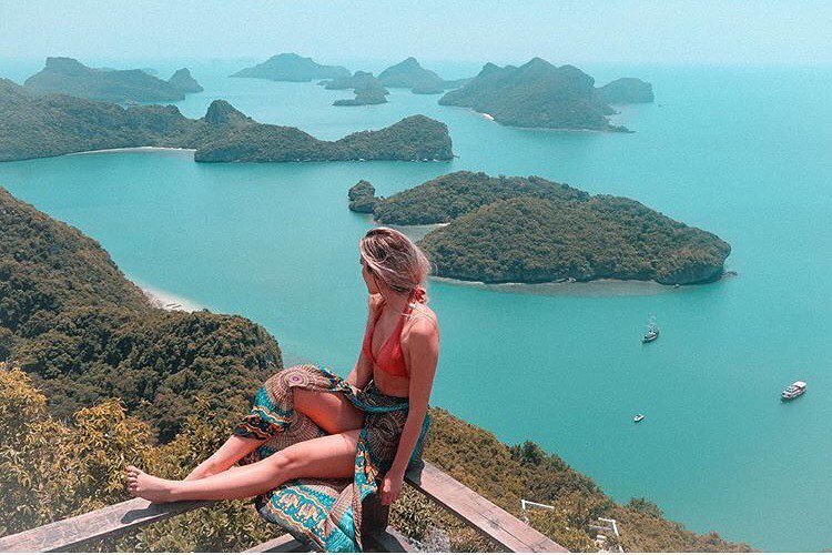 Beachtravellers's tweet photo. Thailand dreams 💭 with @daniellemuntain 
#lifeofabeachtraveller 
#thailand https://t.co/YSmGIJ42ER https://t.co/M6DYR7NWlK