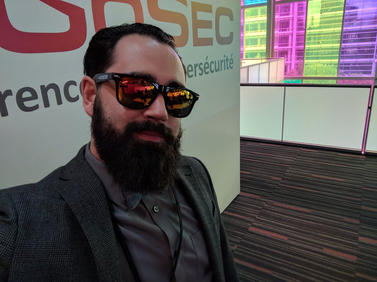 Bat_dev's tweet image. Bringing the best of the East coast to Montreal #GoSec @AtlSecCon