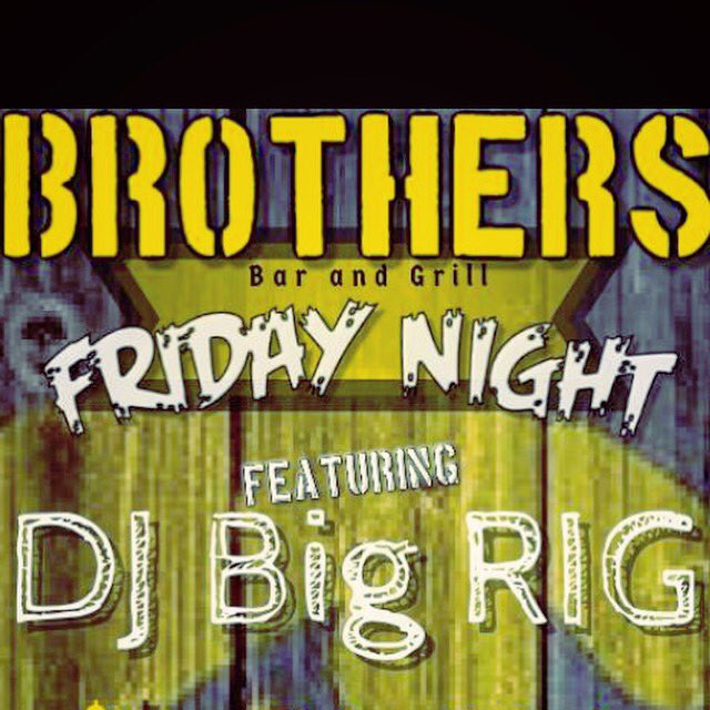 djbigrig99's tweet image. Friday night is almost here!!!! Come join me and the @BrothersBarIC start your weekend off!!!! #gohawks