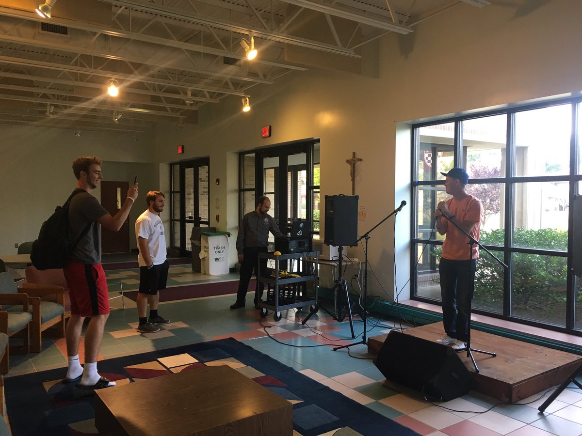 Holy Cross College tweet media