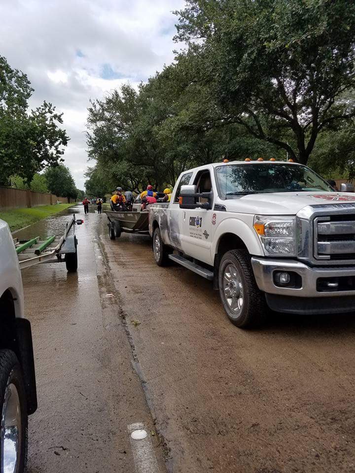 code3associates's tweet image. Today's mission included rescue for 100 cats &amp;amp; dogs from Galveston Island. Want to know how you can assist? Visit: bit.ly/2iK8Rsc