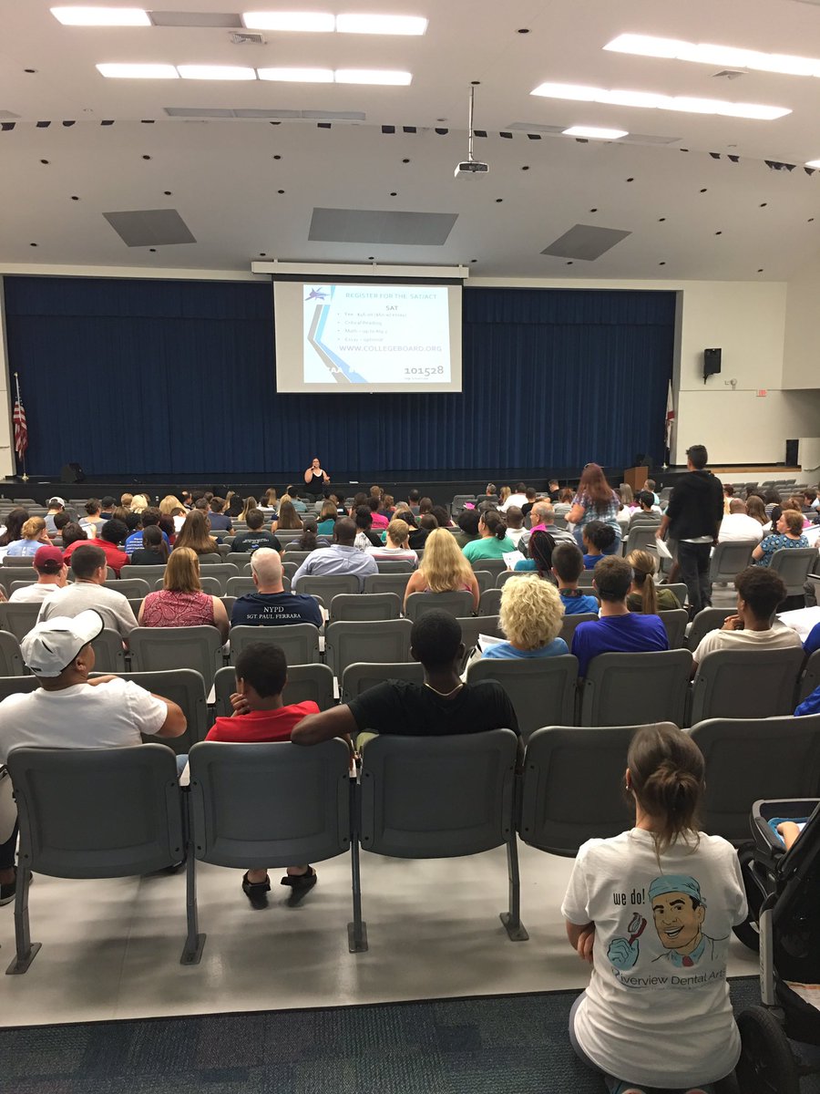 BrianSpiroHCPS's tweet photo. @Sharks_Success counselor Tebo shares important college info with @RiverviewSharks #PreparedforLife https://t.co/W3GsST8cl2