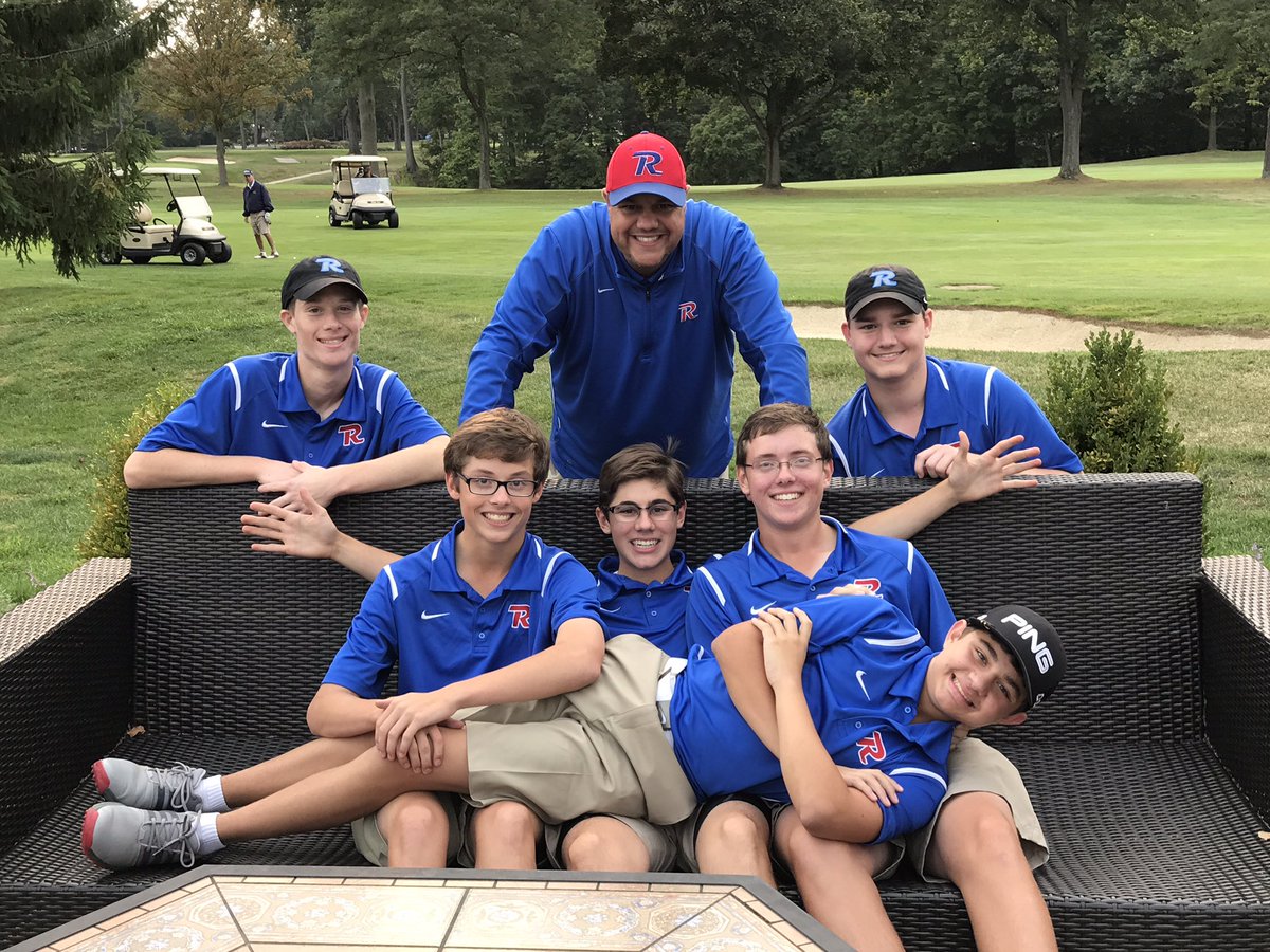 GolfRevere's tweet photo. Sophomore phenom Jacin Colaco puts extra tour sauce to add to a blowout win with a hole-in-one. 
Revere 168 Copley 176
Nick 40
Ty 41
AP 43 https://t.co/7Yew8V3rZM