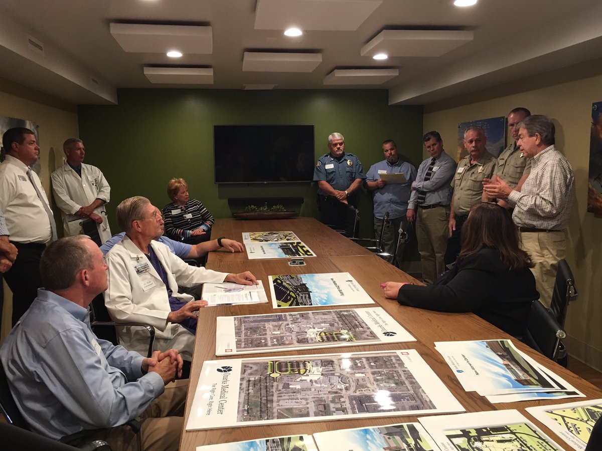 RoyBlunt's tweet photo. Toured Ozarks Medical Center today in West Plains &amp; spoke w/medical professionals &amp; law enforcement about efforts to combat opioid epidemic. https://t.co/0DjtNcIQ6c