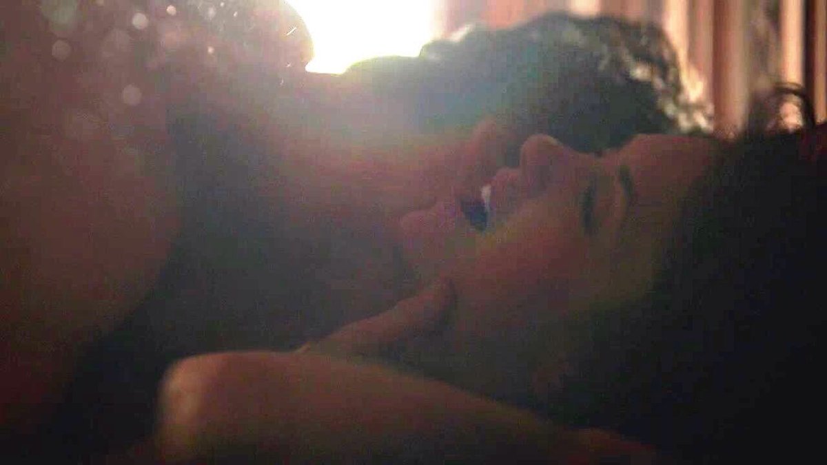 R0cksDamon's tweet photo. Afternoon be like.... https://t.co/3lWS21nGIR