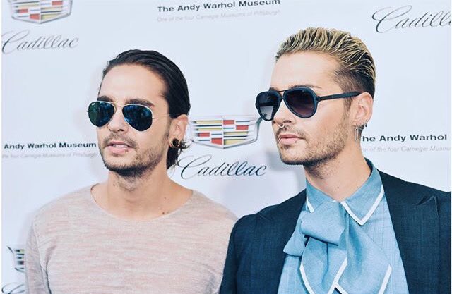 HAPPY BIRTHDAY TO TWO ANGELS WHO DESERVE ALL THE LOVE OF THE WORLD (like everybody, in fact) BILL AND TOM KAULITZ  