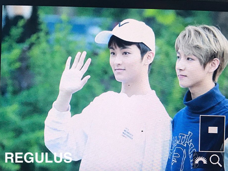 Regulusmark's tweet photo. #WeYoung #NCTDREAM #MARK #마크 170901 MUSIC BANK 뮤직뱅크 출근 PREVIEW https://t.co/JeF9osXIrq