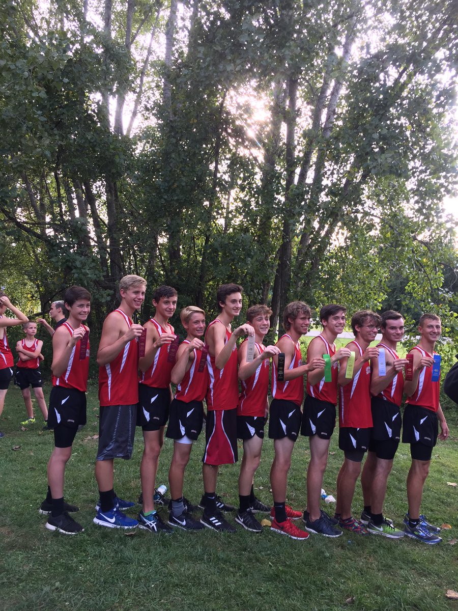 ecxcountry's tweet photo. EC in a dual meet with Franklin County tonight.  Both Trojan teams take 1st!  #ECTrojanPride https://t.co/kuReuNbdN1