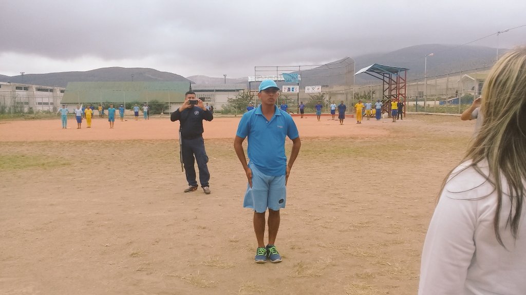 mirelct's tweet photo. #ImperioAquiHayDignidad Atención jurídica e integral a las privadas y a los privados de libertad en Complejo Penitenciario de Lara https://t.co/1Knvf1t14q