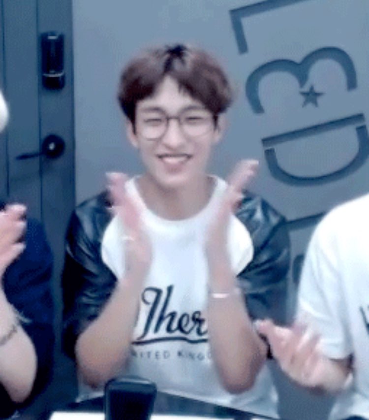 extrasvts's tweet photo. Seokmin:
•super friendly dude 
•always happy &amp; motivated
•well rounded student 
•talks 2 everyone 
•everyone swears he'll go to Harvard https://t.co/oksiqlw6Zy