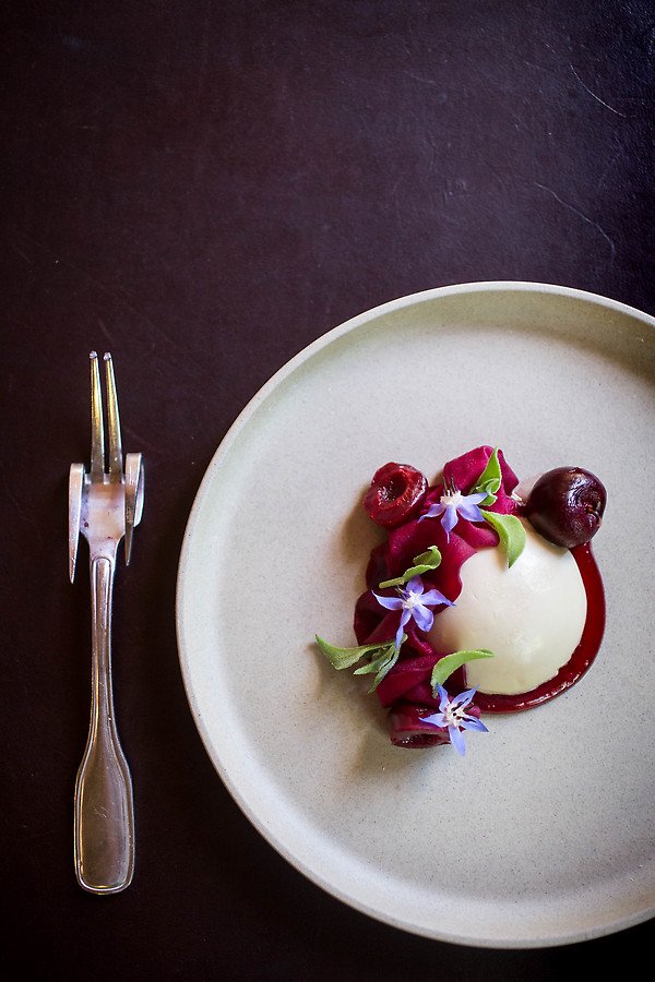 antoinette_b's tweet photo. #FoodPorn of the Day: Chef Joel Stocks of @holdfastdining  https://t.co/yhdxWK6iPW #StarChefs https://t.co/nb6n3wDH46