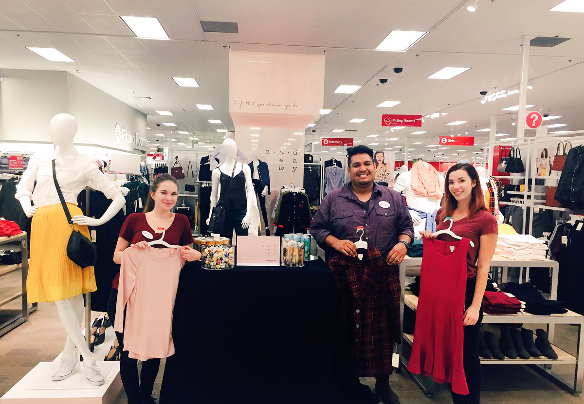 ChristinaM366's tweet photo. Grab a cold brew or Simply Balanced spritzer and come shop with our T338 Style Team @ajhenry123 @JaxBackes @LisaSherland @MindyReher https://t.co/QtkzByjgKJ