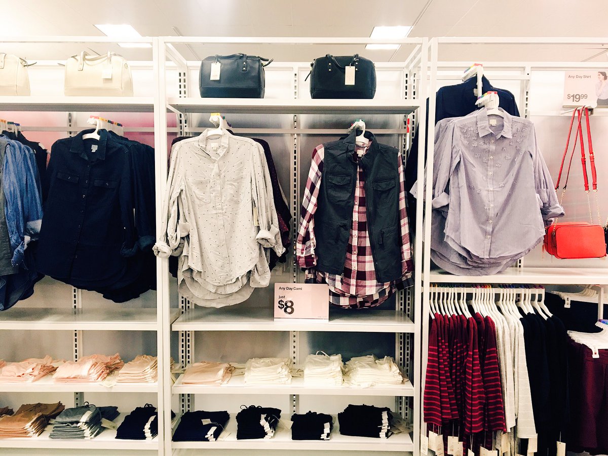 Grab a cold brew or Simply Balanced spritzer and come shop with our T338 Style Team <a href="/ajhenry123/">AJ Henry</a> <a href="/JaxBackes/">Jackie Backes</a> <a href="/LisaSherland/">Lisa</a> <a href="/MindyReher/">Mindy Reher</a>