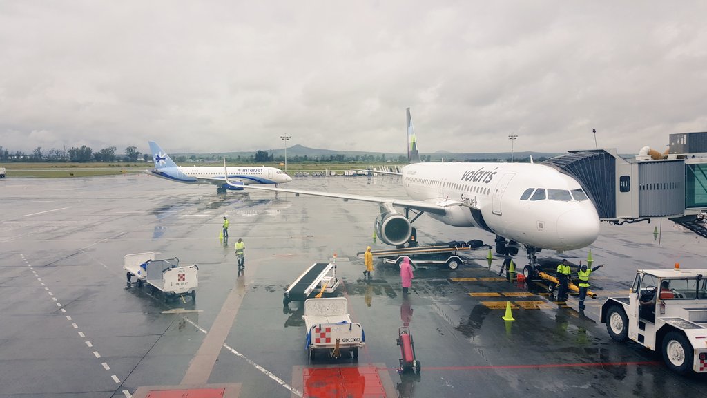 NativeTravel_'s tweet photo. Off to the Kingdom, finally got to be back home. #Guadalajara #Airport #Mexico next stop #London @aeropuertosGAP @JaliscoEsMexico #avgeek https://t.co/uzgJE7Lwmh