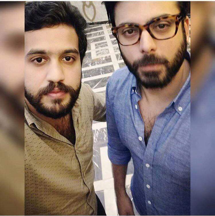 ForeverFawadFan's tweet photo. #FawadKhan at the premier launch of #PunjabNahiJaungi movie !
@_fawadakhan_ https://t.co/IPIwnmkWnX